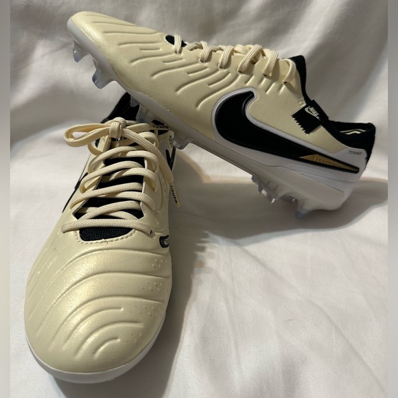 Nike Tiempo Legend 10 Elite FG Soccer Cleats Lemonade/Gold DV4328-700 Mens Sz: 6 main image 5